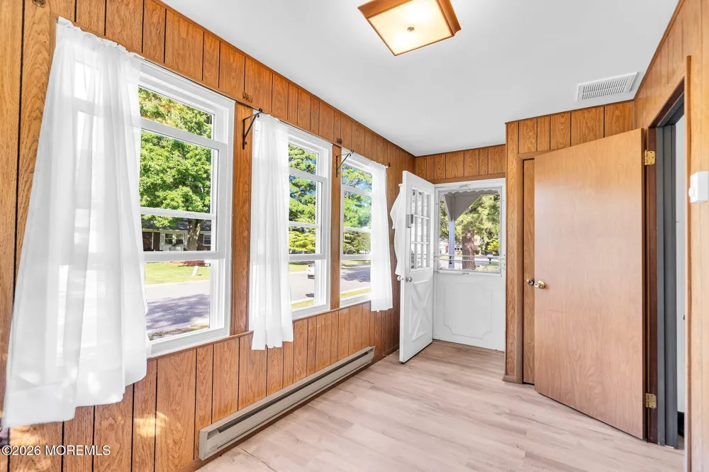 1 Hale Lane Whiting, NJ 08759