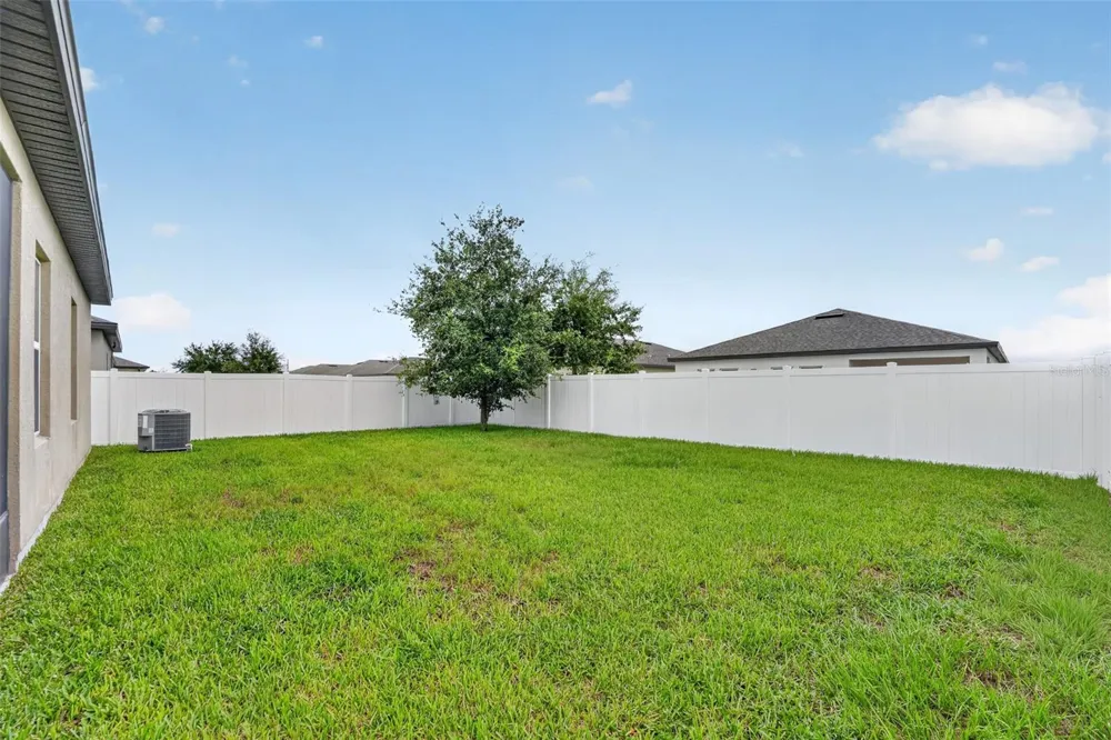 5816 BEEFMASTER ROAD St Cloud, FL 34771