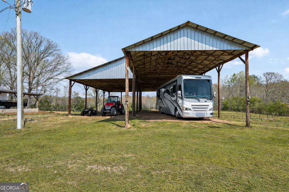 9902 Highway 16 Senoia, GA 30276