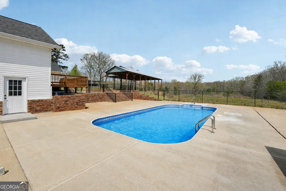 9902 Highway 16 Senoia, GA 30276