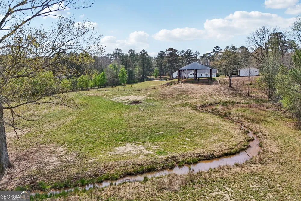 9902 Highway 16 Senoia, GA 30276