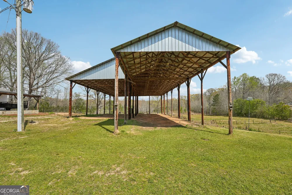 9902 Highway 16 Senoia, GA 30276