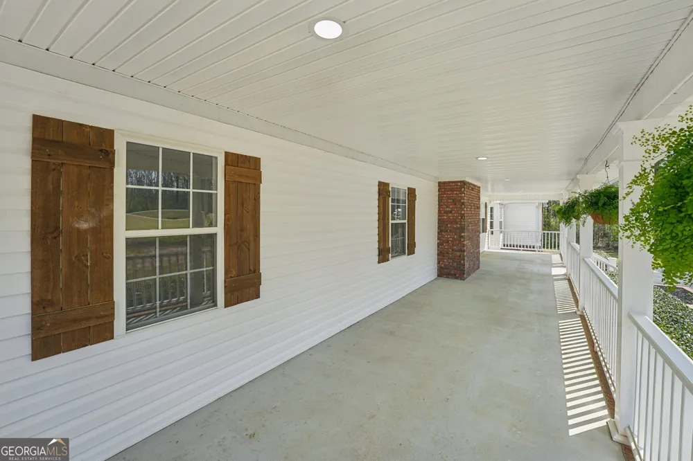 9902 Highway 16 Senoia, GA 30276