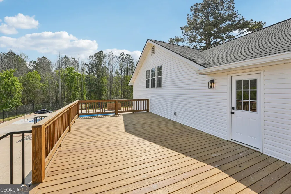 9902 Highway 16 Senoia, GA 30276