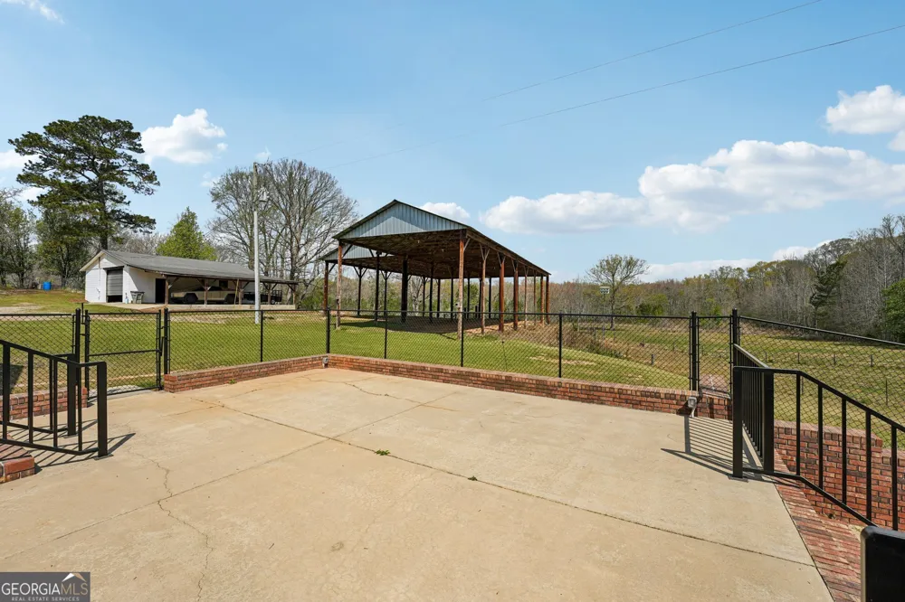 9902 Highway 16 Senoia, GA 30276