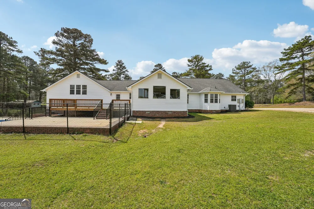 9902 Highway 16 Senoia, GA 30276