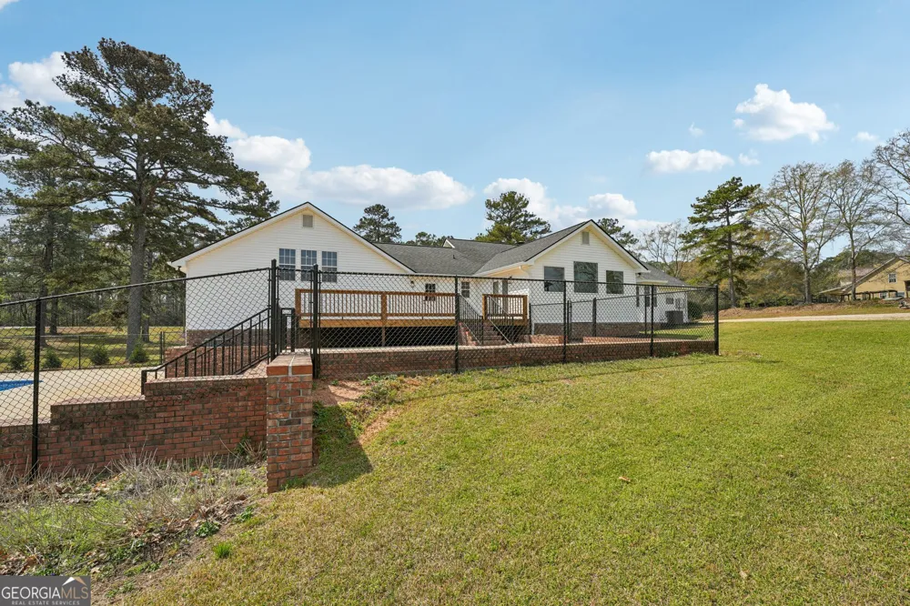 9902 Highway 16 Senoia, GA 30276
