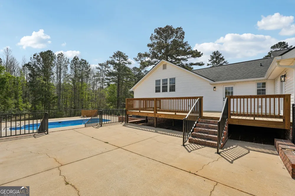 9902 Highway 16 Senoia, GA 30276