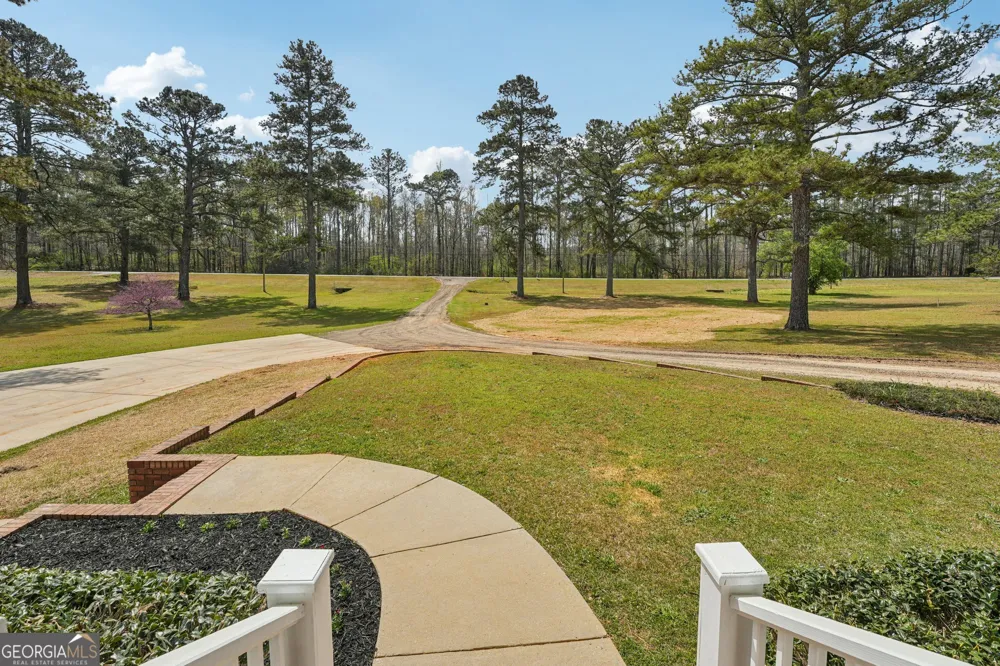 9902 Highway 16 Senoia, GA 30276