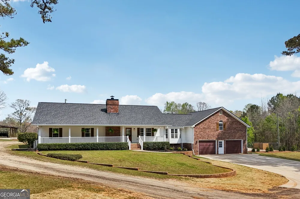 9902 Highway 16 Senoia, GA 30276