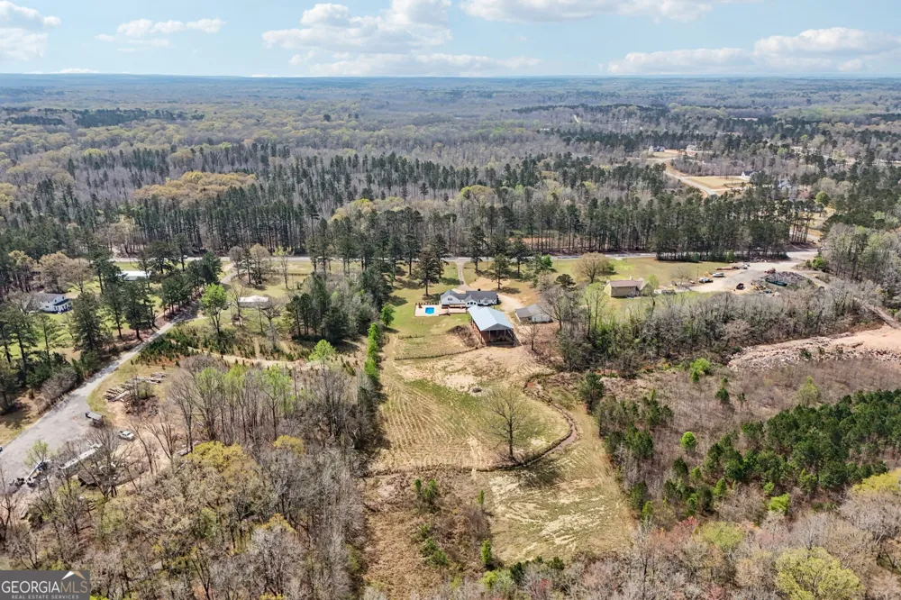 9902 Highway 16 Senoia, GA 30276