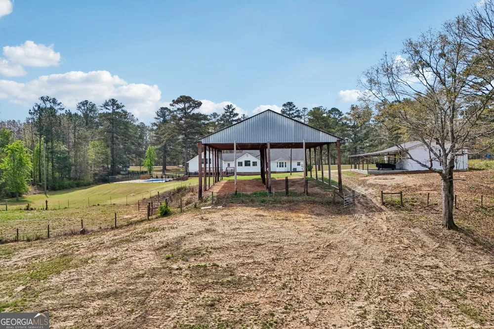 9902 Highway 16 Senoia, GA 30276