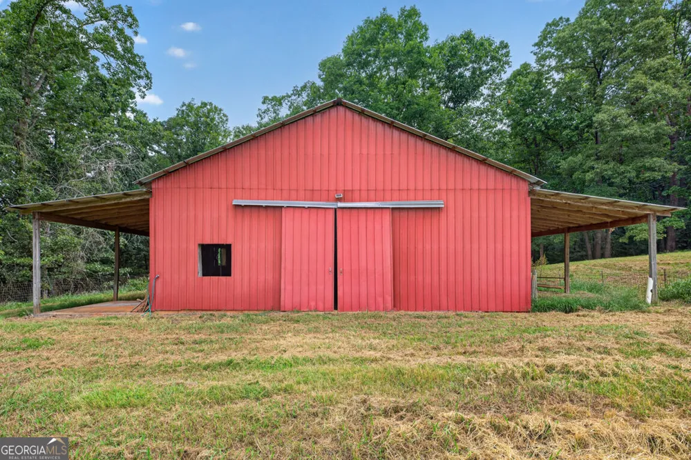 1656 Mitchell RD Maysville, GA 30558