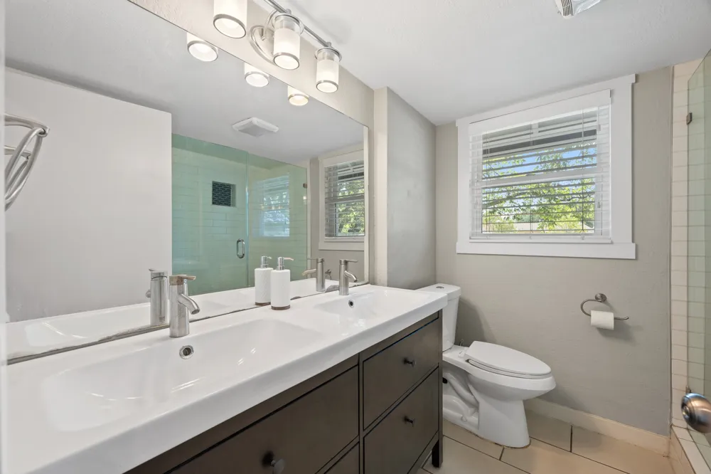 1801 Ohlen Road Austin, TX 78757