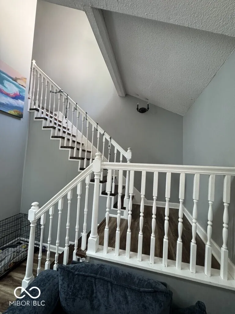 2103 S Burlington Drive Muncie, IN 47302