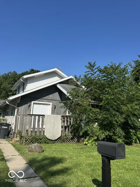 2103 S Burlington Drive