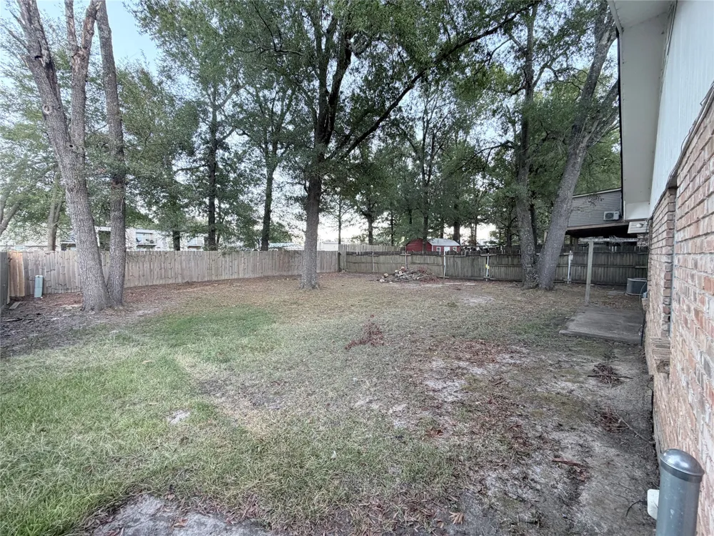 945 Lakewood Drive Shreveport, LA 71107