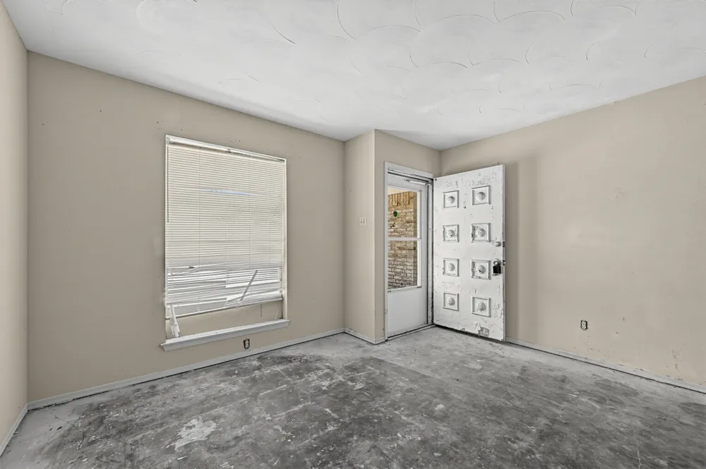4604 Navajo Trail Balch Springs, TX 75180