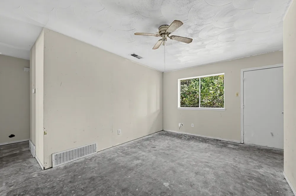 4604 Navajo Trail Balch Springs, TX 75180