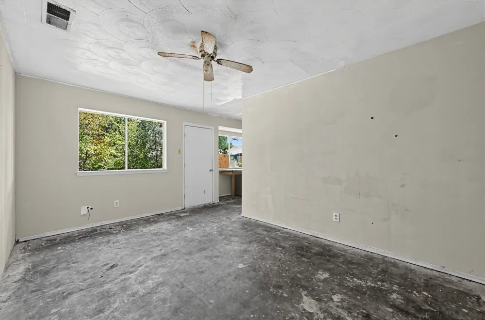 4604 Navajo Trail Balch Springs, TX 75180