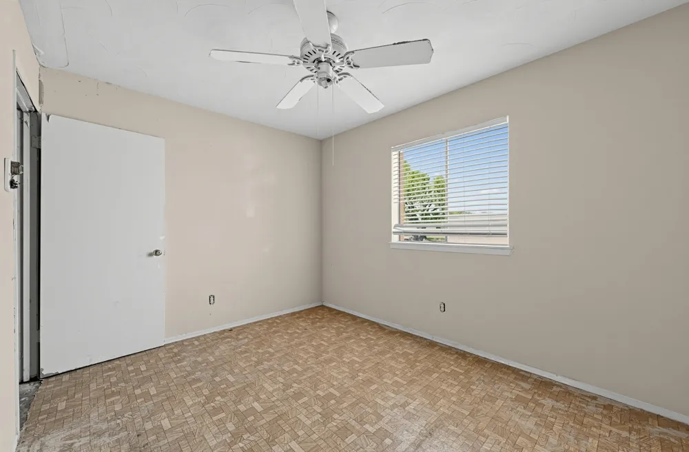 4604 Navajo Trail Balch Springs, TX 75180