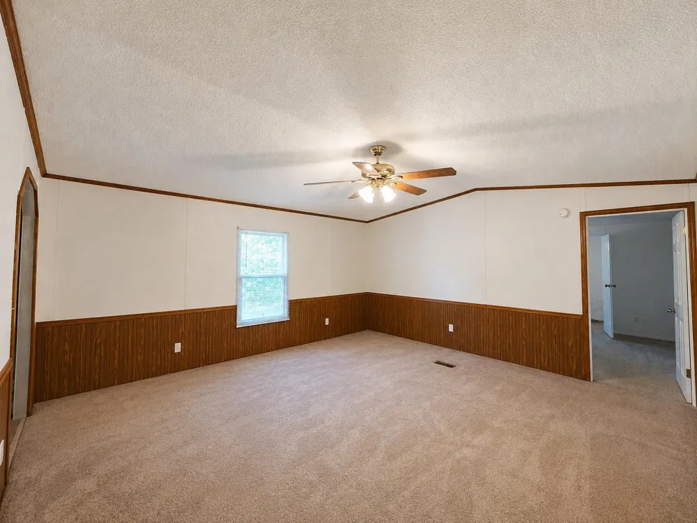 344 Holmes Road Onalaska, TX 77360