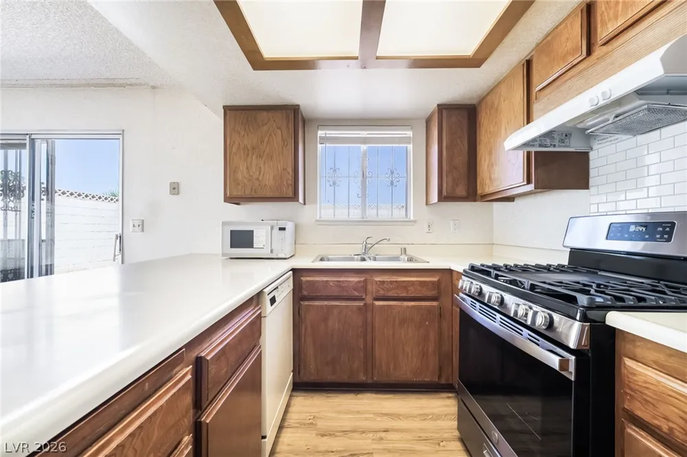 439 Sunburst Drive Henderson, NV 89002