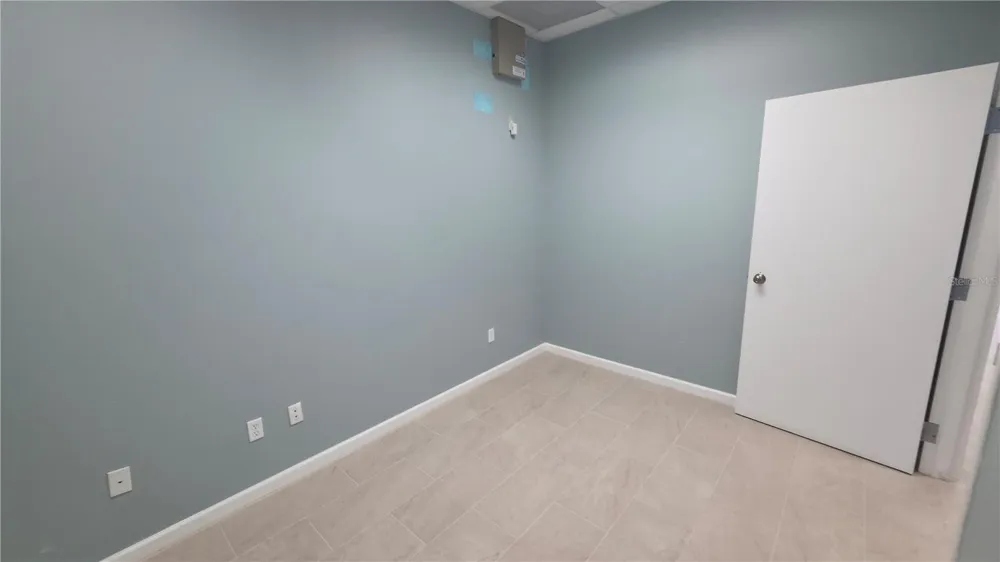 1901 S JOHN YOUNG PARKWAY #104 Kissimmee, FL 34741