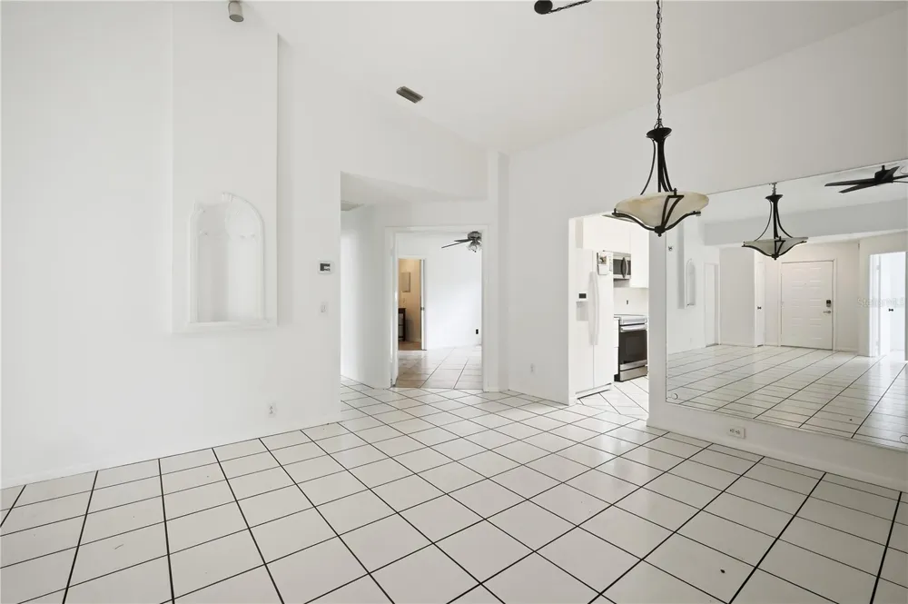24724 SILVERSMITH DRIVE Lutz, FL 33559