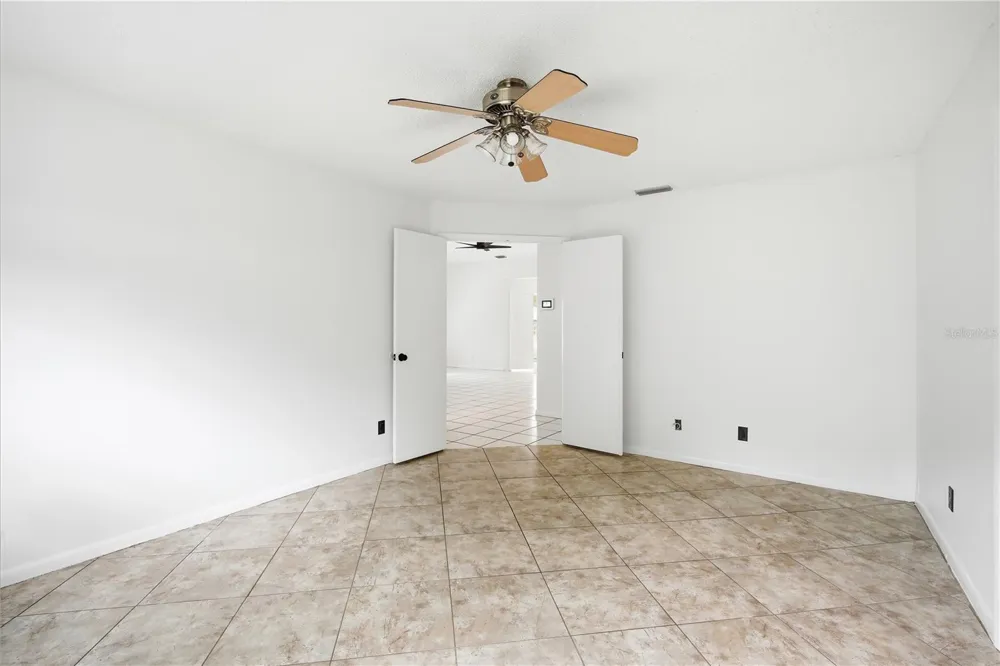 24724 SILVERSMITH DRIVE Lutz, FL 33559