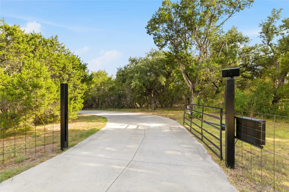 12901 Wire Road Leander, TX 78641