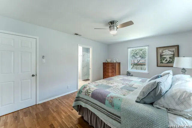 1618 NEW BOND ST San Antonio, TX 78231