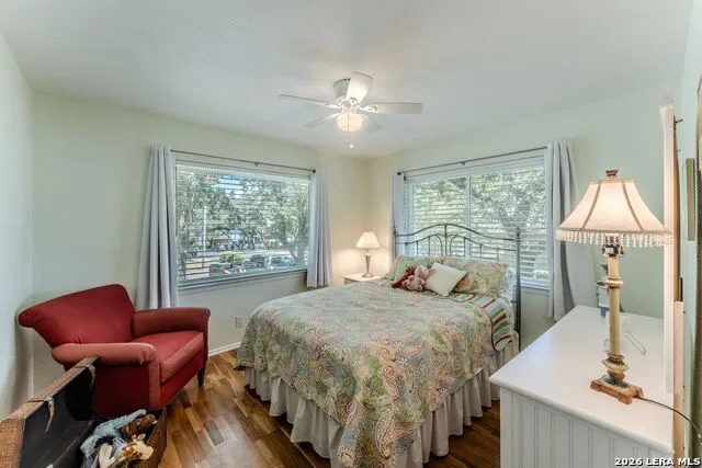 1618 NEW BOND ST San Antonio, TX 78231
