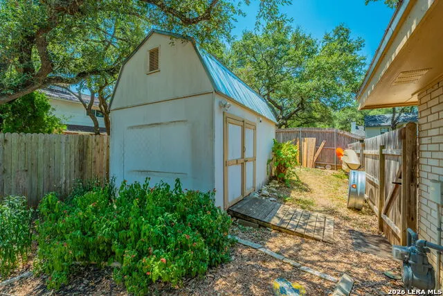 1618 NEW BOND ST San Antonio, TX 78231