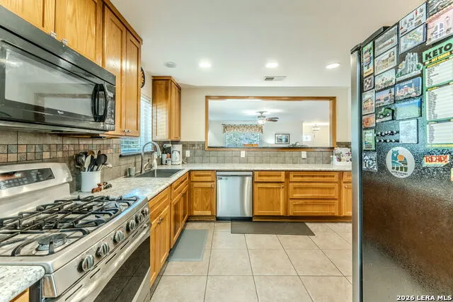 1618 NEW BOND ST San Antonio, TX 78231