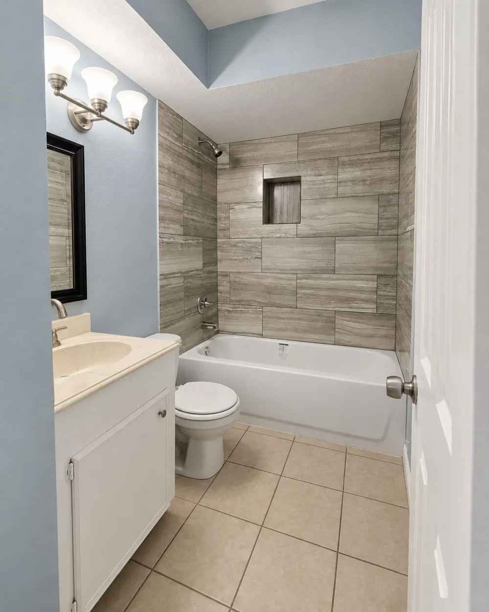 1203 Pacific Street Conroe, TX 77301