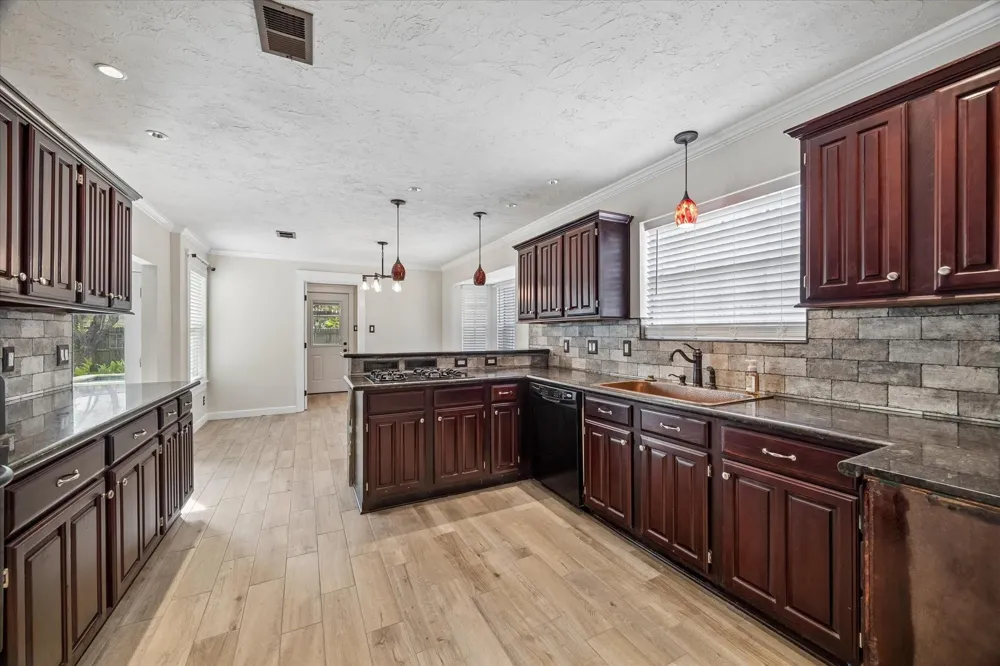 20011 Lucia Lane Humble, TX 77346