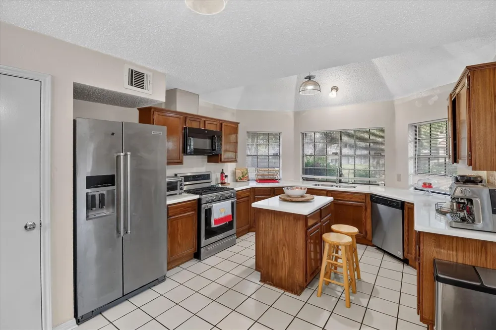4614 Sunshine Drive Sugar Land, TX 77479