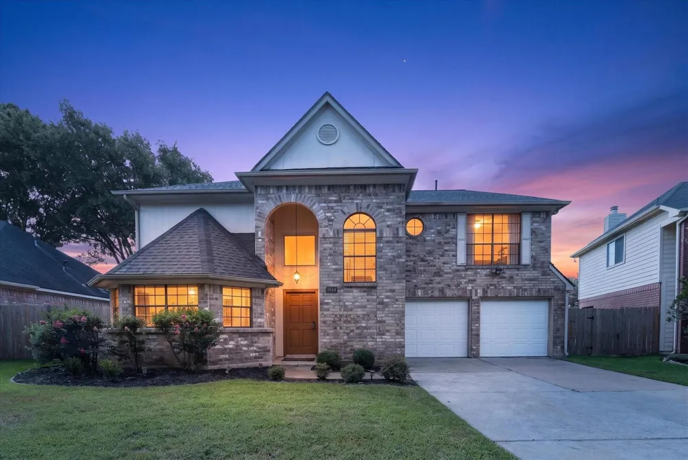 4614 Sunshine Drive Sugar Land, TX 77479