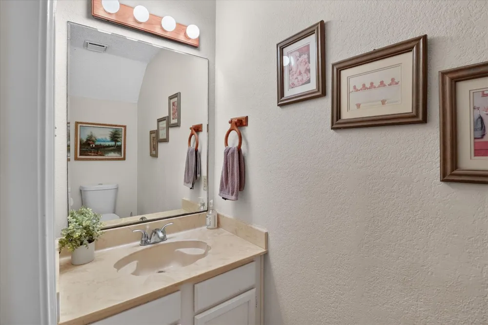 4614 Sunshine Drive Sugar Land, TX 77479