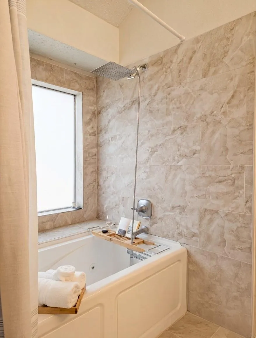 4614 Sunshine Drive Sugar Land, TX 77479