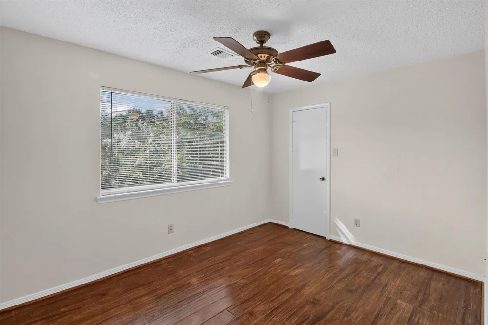 4614 Sunshine Drive Sugar Land, TX 77479