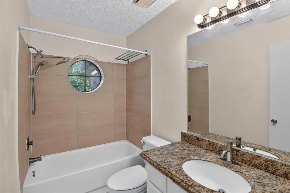 4614 Sunshine Drive Sugar Land, TX 77479