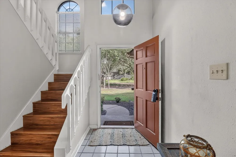 4614 Sunshine Drive Sugar Land, TX 77479