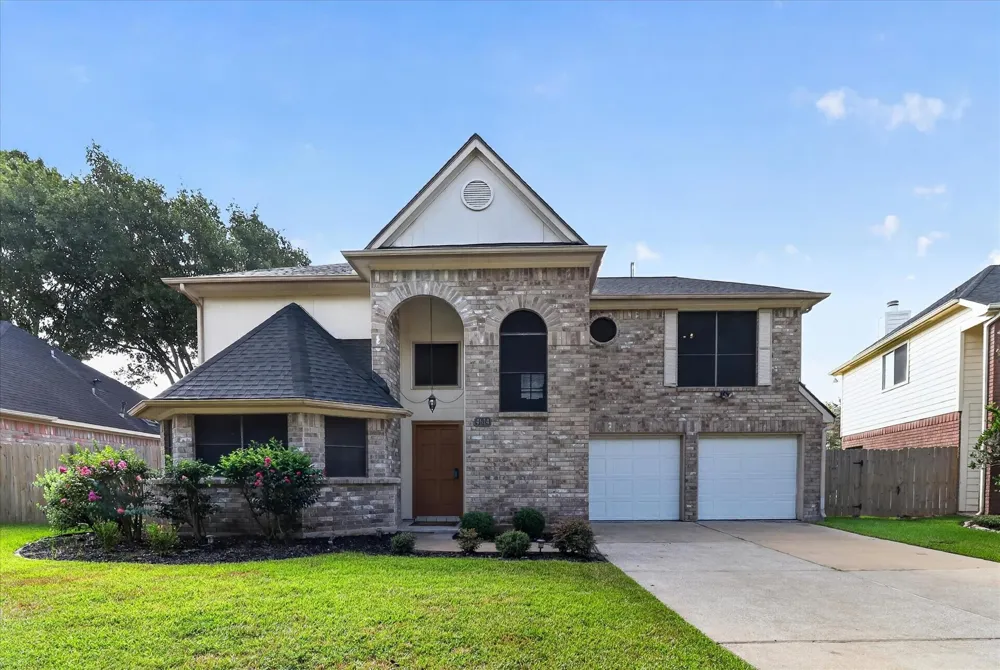 4614 Sunshine Drive Sugar Land, TX 77479