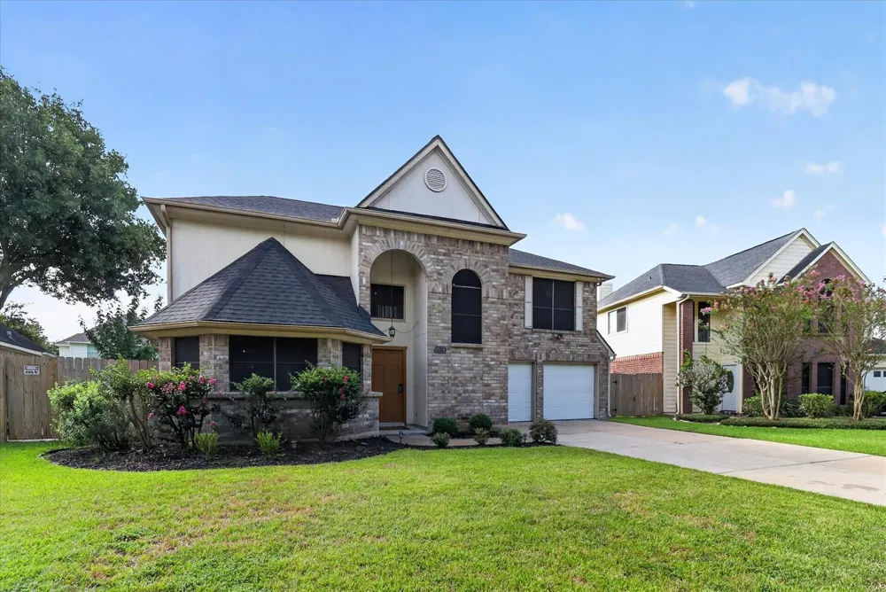 4614 Sunshine Drive Sugar Land, TX 77479