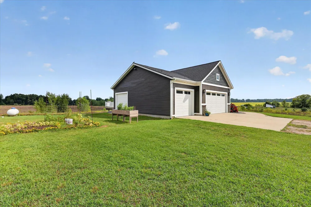 11290 Stout Avenue NE Rockford, MI 49341