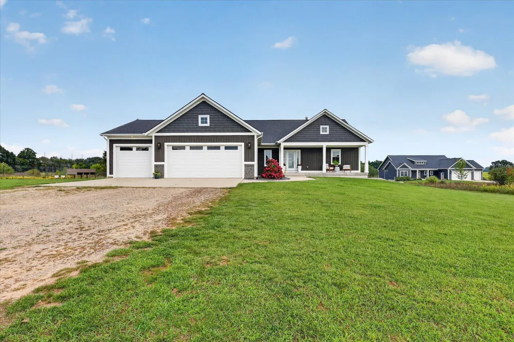 11290 Stout Avenue NE Rockford, MI 49341