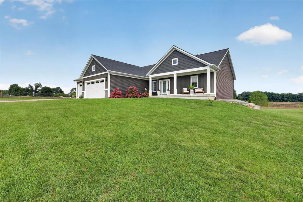 11290 Stout Avenue NE Rockford, MI 49341