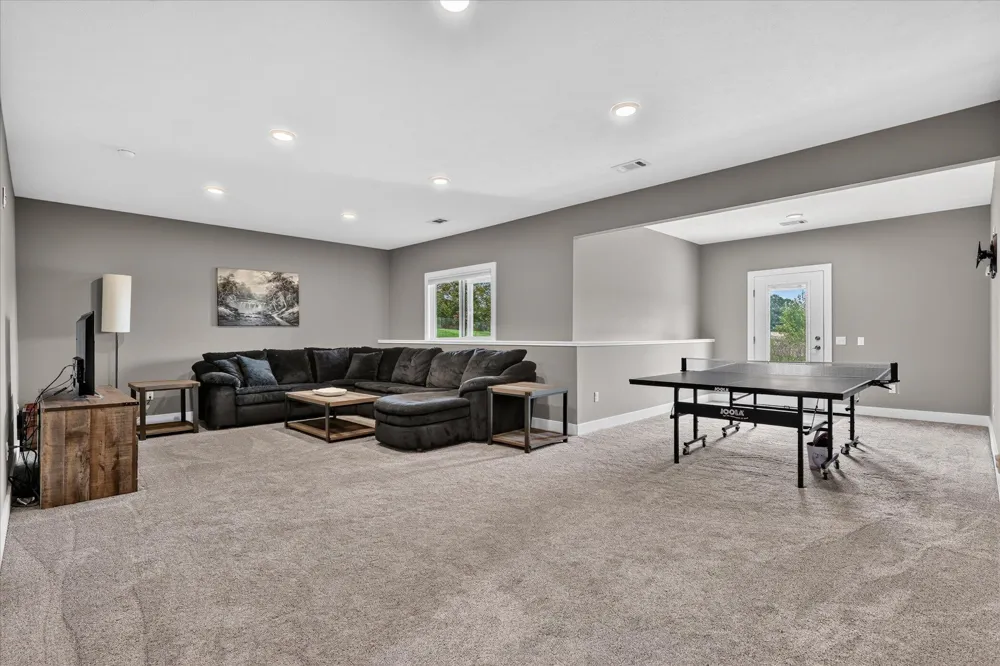 11290 Stout Avenue NE Rockford, MI 49341